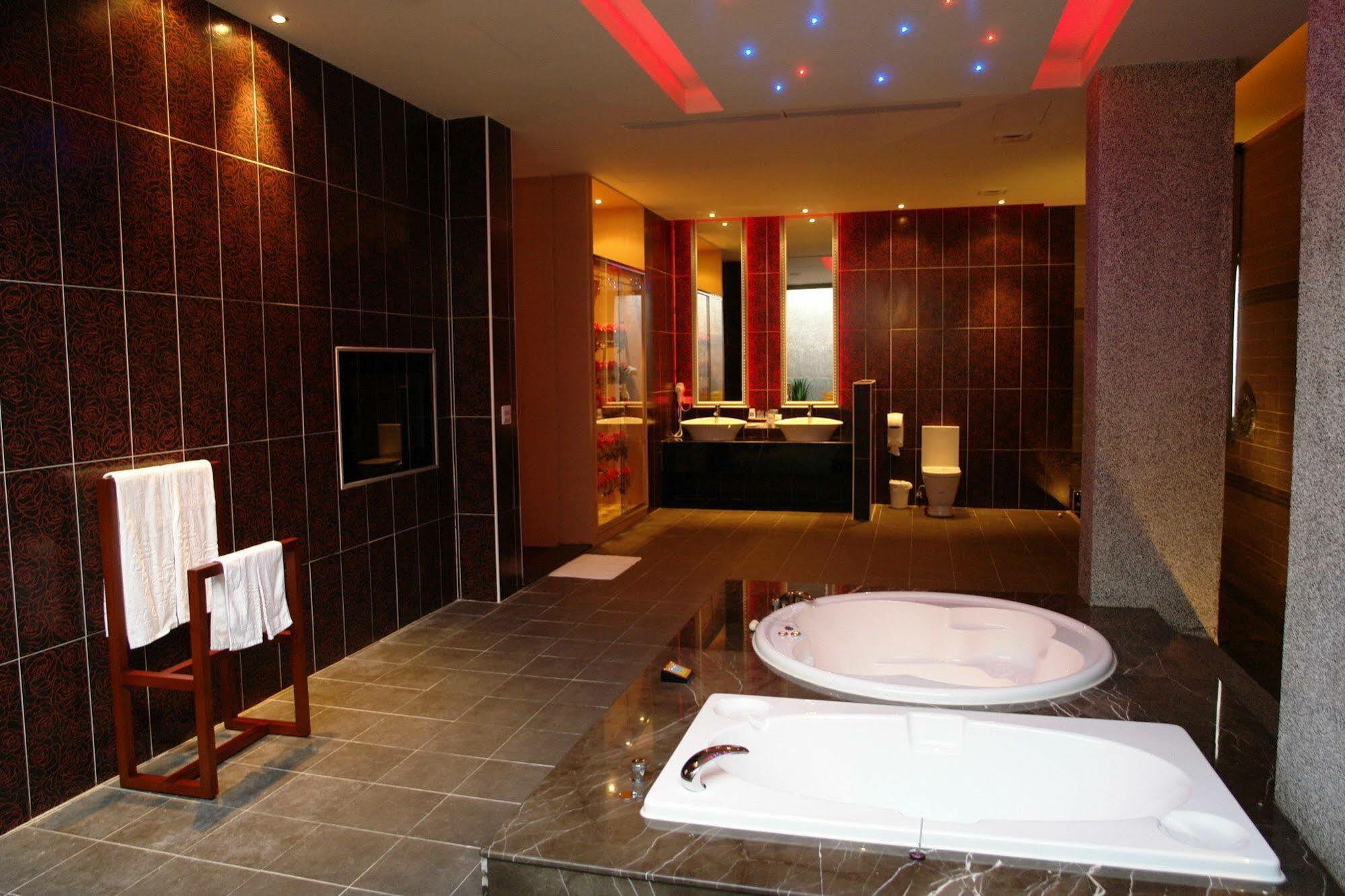 Qin Hai Motel Nantou Eksteriør billede
